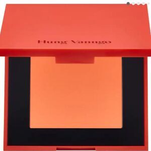 HUNG VANNGO BEAUTY
Very Beautiful Matte Velvet Blush